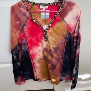 Umgee long sleeve shirt